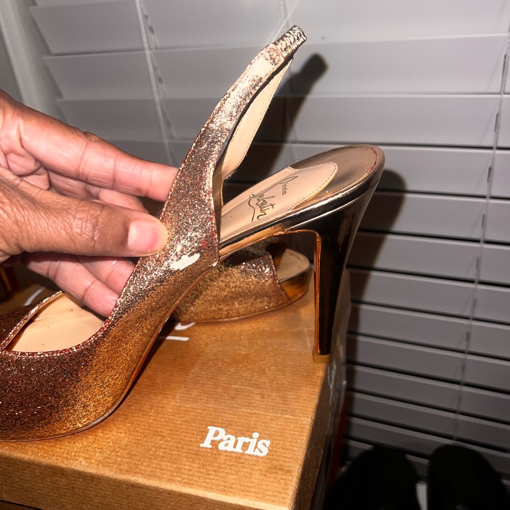 Christian Louboutin Prive 100 Glitter slingbacks in gold - Picture 5 of 10